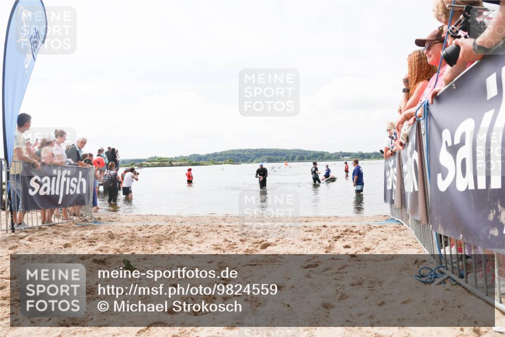 21.06.2026 - Viking Triathlon Michael Strokosch http://msf.ph/oto/9824559 21.06.2026 10:28:59 Schwimmen 466 meine-sportfotos.de