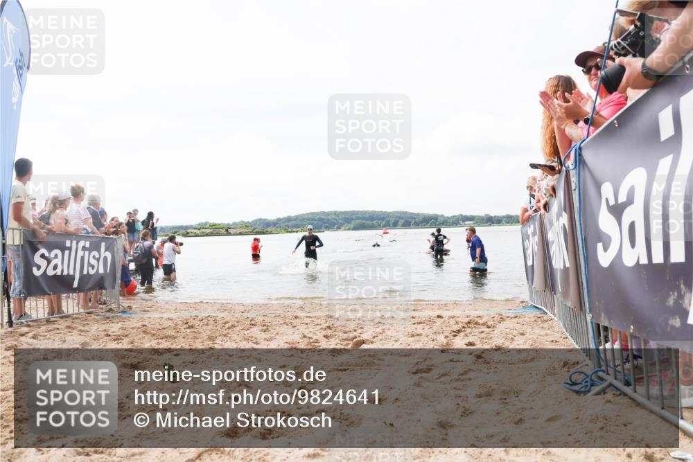 21.06.2026 - Viking Triathlon Michael Strokosch http://msf.ph/oto/9824641 21.06.2026 10:29:26 Schwimmen 65, 441, 643 meine-sportfotos.de