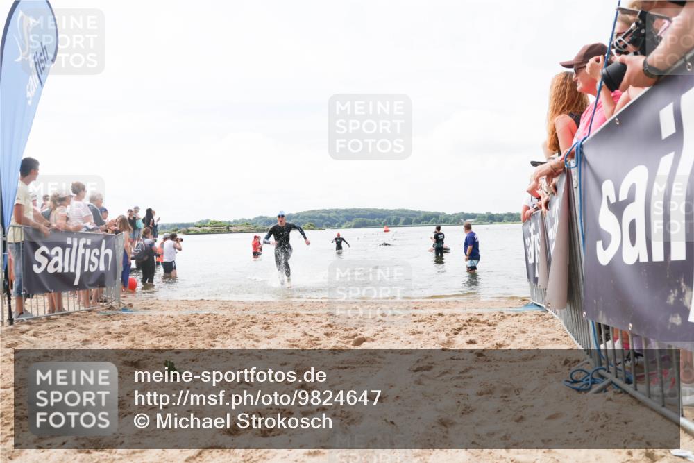 21.06.2026 - Viking Triathlon Michael Strokosch http://msf.ph/oto/9824647 21.06.2026 10:29:28 Schwimmen 65, 441, 643 meine-sportfotos.de