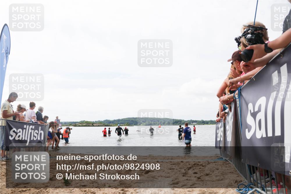 21.06.2026 - Viking Triathlon Michael Strokosch http://msf.ph/oto/9824908 21.06.2026 10:30:55 Schwimmen 131, 394 meine-sportfotos.de