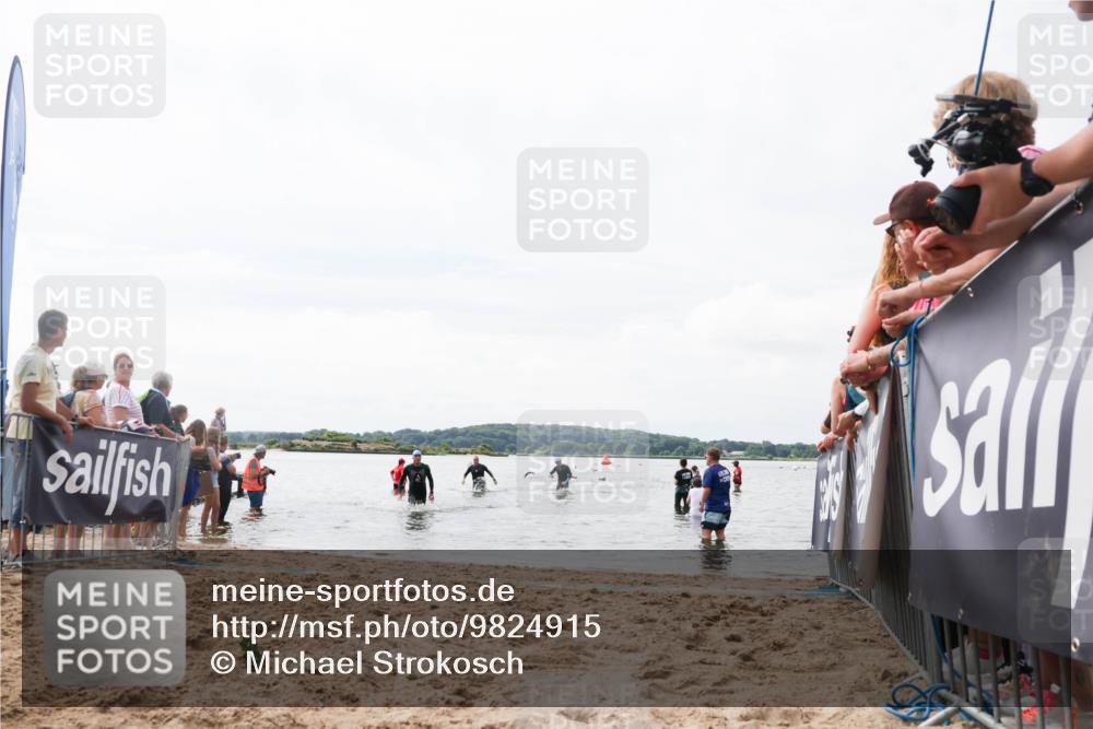 21.06.2026 - Viking Triathlon Michael Strokosch http://msf.ph/oto/9824915 21.06.2026 10:30:57 Schwimmen 131 meine-sportfotos.de