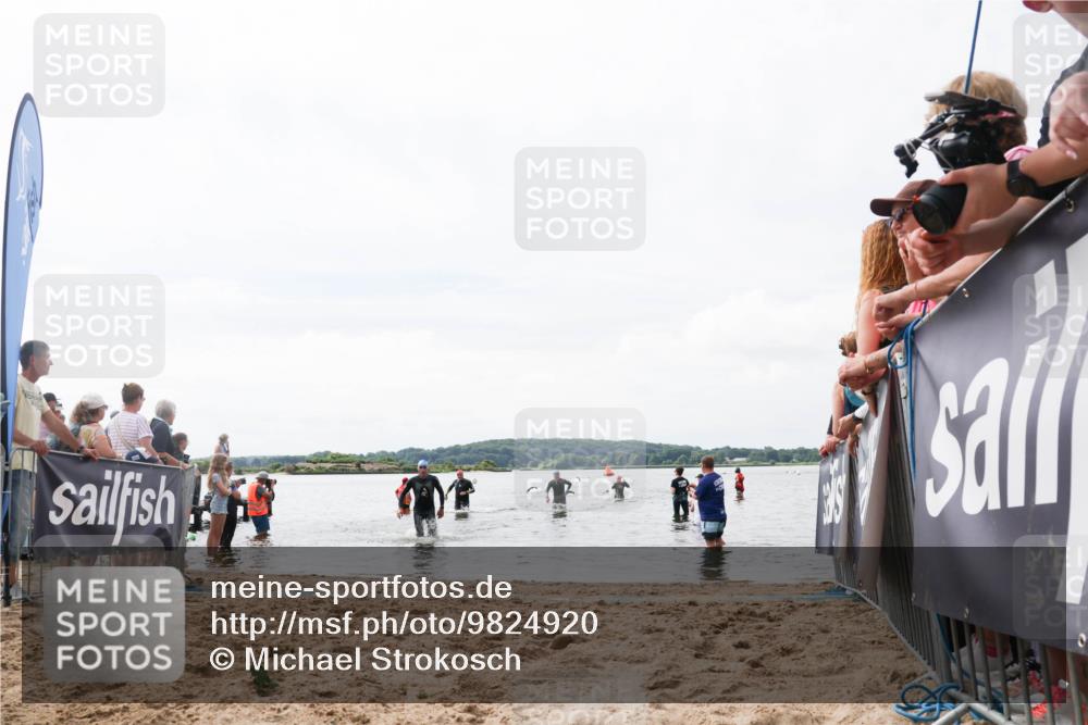 21.06.2026 - Viking Triathlon Michael Strokosch http://msf.ph/oto/9824920 21.06.2026 10:30:59 Schwimmen 131, 454, 665 meine-sportfotos.de