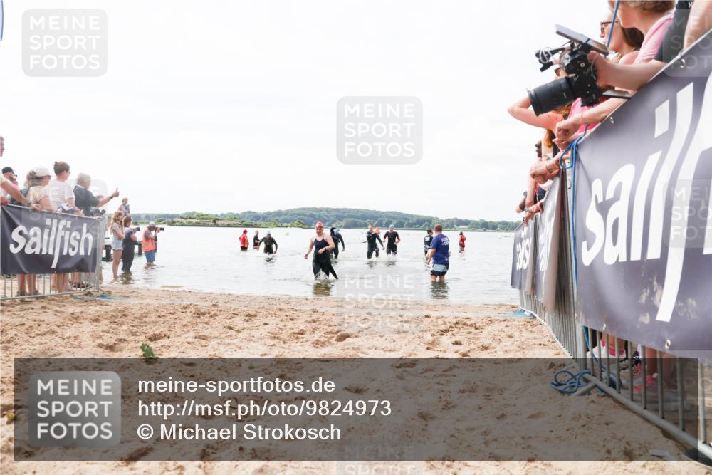 21.06.2026 - Viking Triathlon Michael Strokosch http://msf.ph/oto/9824973 21.06.2026 10:31:17 Schwimmen 14, 98, 569, 637 meine-sportfotos.de