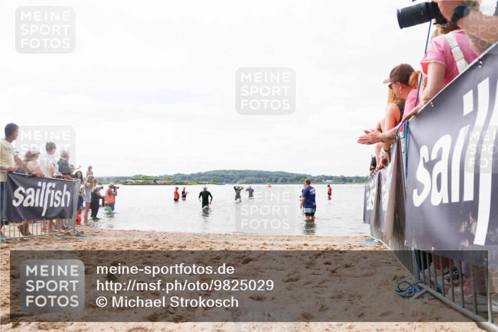 21.06.2026 - Viking Triathlon Michael Strokosch http://msf.ph/oto/9825029 21.06.2026 10:31:35 Schwimmen 506 meine-sportfotos.de