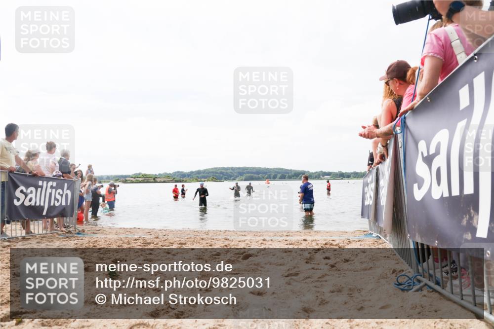 21.06.2026 - Viking Triathlon Michael Strokosch http://msf.ph/oto/9825031 21.06.2026 10:31:36 Schwimmen 506 meine-sportfotos.de