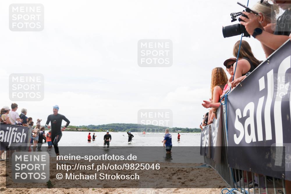 21.06.2026 - Viking Triathlon Michael Strokosch http://msf.ph/oto/9825046 21.06.2026 10:31:42 Schwimmen 17, 506 meine-sportfotos.de