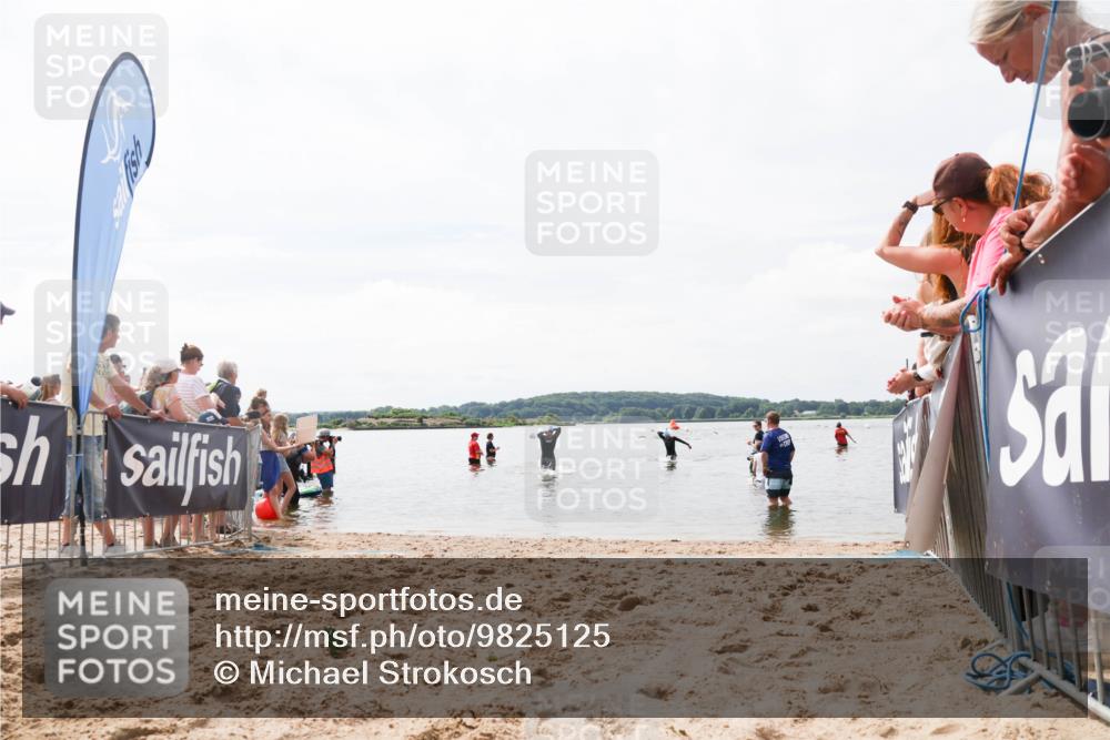 21.06.2026 - Viking Triathlon Michael Strokosch http://msf.ph/oto/9825125 21.06.2026 10:32:13 Schwimmen 145 meine-sportfotos.de