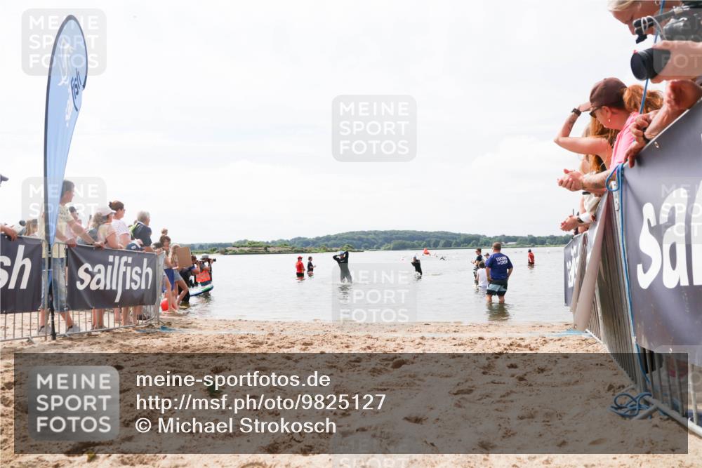 21.06.2026 - Viking Triathlon Michael Strokosch http://msf.ph/oto/9825127 21.06.2026 10:32:14 Schwimmen 145 meine-sportfotos.de