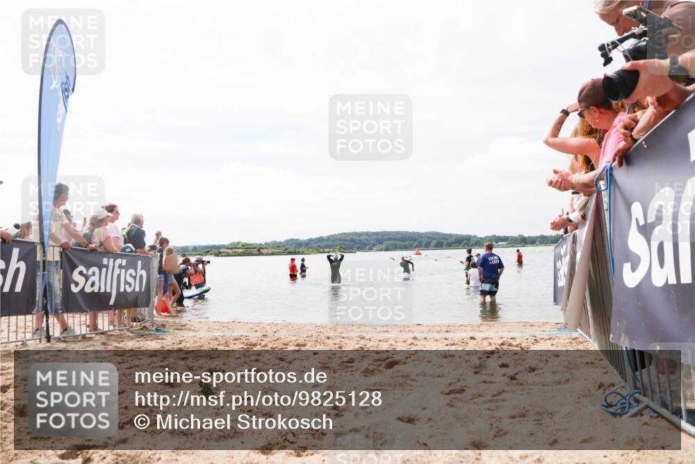 21.06.2026 - Viking Triathlon Michael Strokosch http://msf.ph/oto/9825128 21.06.2026 10:32:14 Schwimmen 145 meine-sportfotos.de