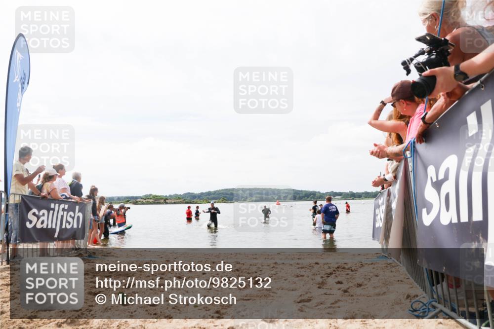21.06.2026 - Viking Triathlon Michael Strokosch http://msf.ph/oto/9825132 21.06.2026 10:32:16 Schwimmen 145 meine-sportfotos.de