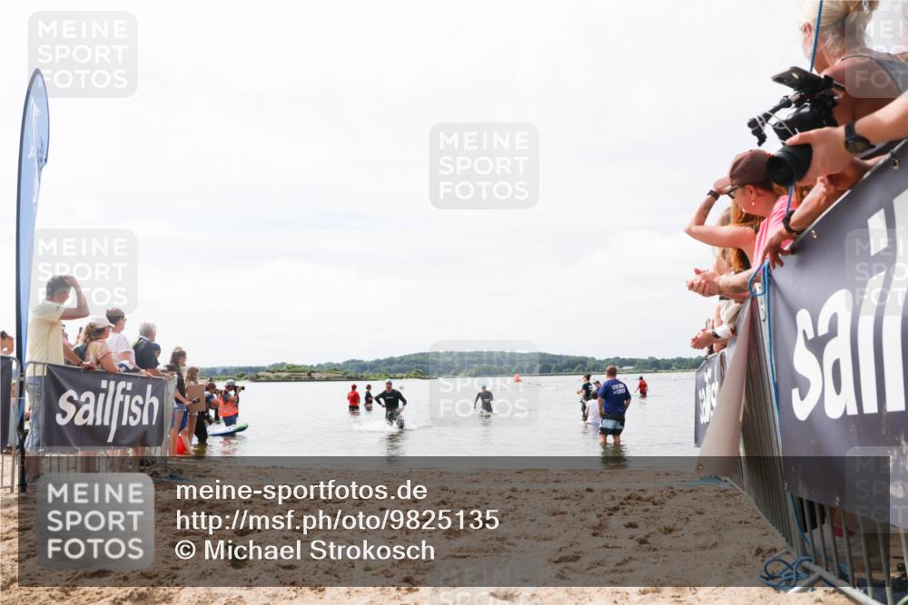21.06.2026 - Viking Triathlon Michael Strokosch http://msf.ph/oto/9825135 21.06.2026 10:32:17 Schwimmen 145 meine-sportfotos.de
