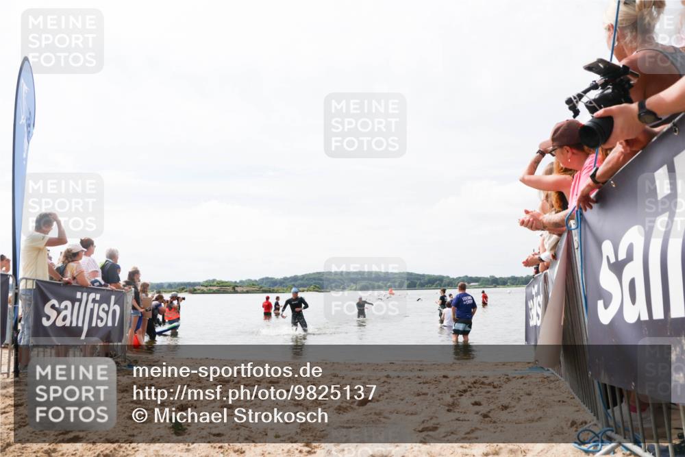 21.06.2026 - Viking Triathlon Michael Strokosch http://msf.ph/oto/9825137 21.06.2026 10:32:17 Schwimmen 145 meine-sportfotos.de
