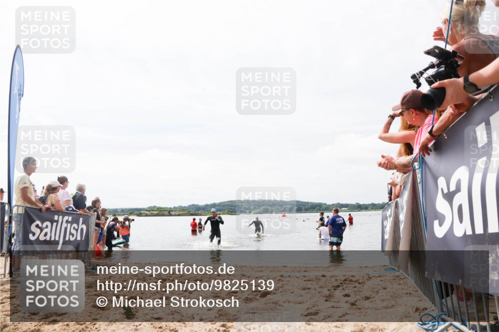 21.06.2026 - Viking Triathlon Michael Strokosch http://msf.ph/oto/9825139 21.06.2026 10:32:18 Schwimmen 13, 145 meine-sportfotos.de