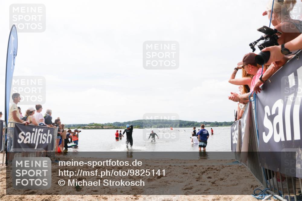 21.06.2026 - Viking Triathlon Michael Strokosch http://msf.ph/oto/9825141 21.06.2026 10:32:19 Schwimmen 13, 145 meine-sportfotos.de