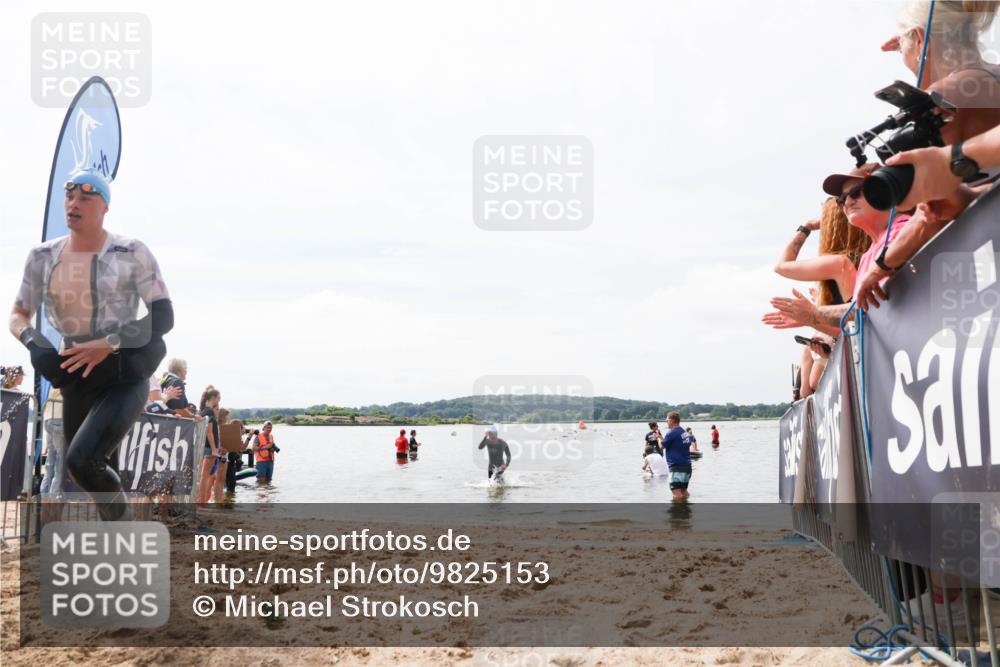 21.06.2026 - Viking Triathlon Michael Strokosch http://msf.ph/oto/9825153 21.06.2026 10:32:23 Schwimmen 13, 145 meine-sportfotos.de