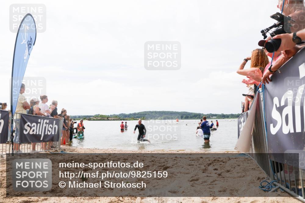 21.06.2026 - Viking Triathlon Michael Strokosch http://msf.ph/oto/9825159 21.06.2026 10:32:25 Schwimmen 13, 145 meine-sportfotos.de