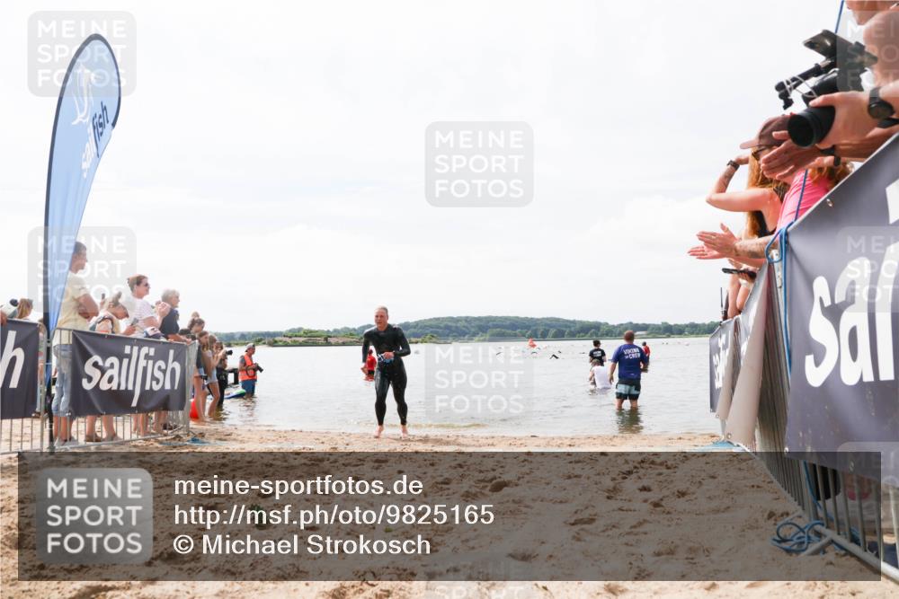 21.06.2026 - Viking Triathlon Michael Strokosch http://msf.ph/oto/9825165 21.06.2026 10:32:27 Schwimmen 13, 145 meine-sportfotos.de