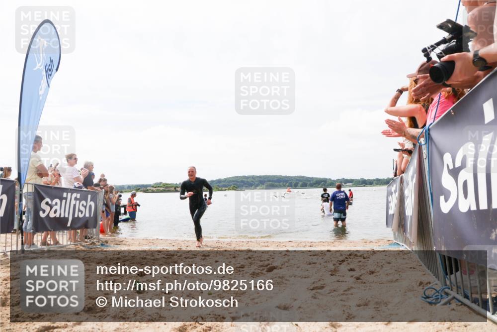 21.06.2026 - Viking Triathlon Michael Strokosch http://msf.ph/oto/9825166 21.06.2026 10:32:27 Schwimmen 13, 145 meine-sportfotos.de