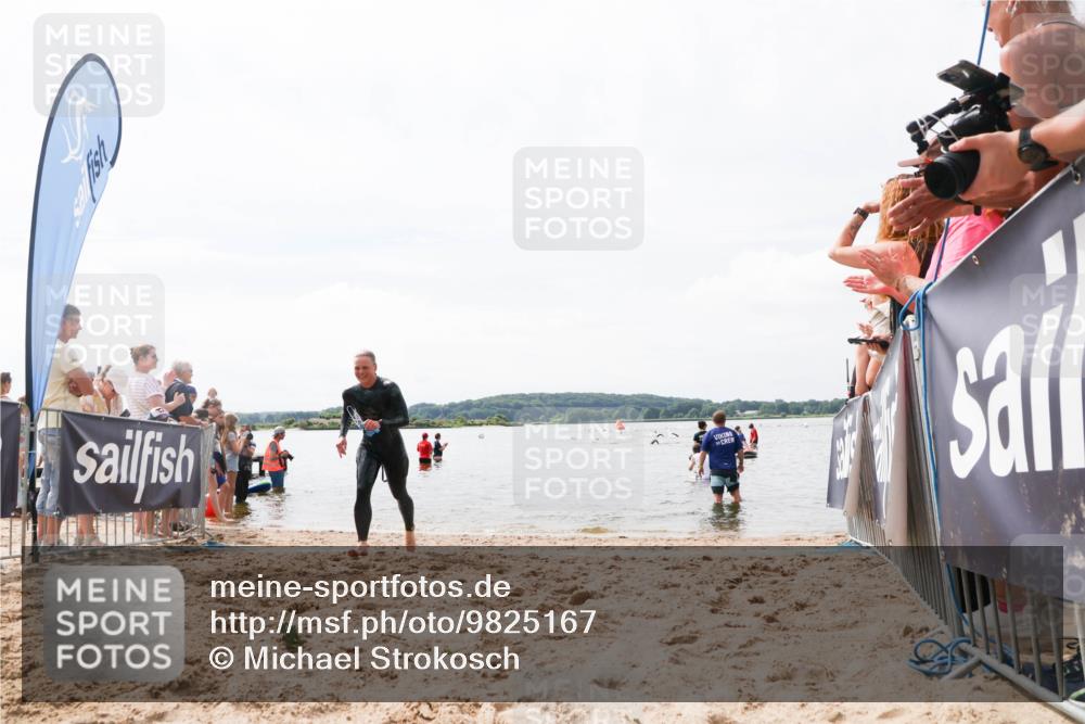 21.06.2026 - Viking Triathlon Michael Strokosch http://msf.ph/oto/9825167 21.06.2026 10:32:27 Schwimmen 13, 145 meine-sportfotos.de