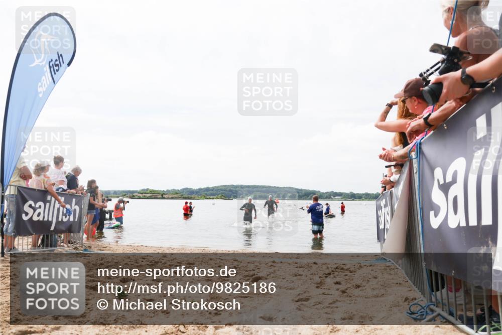 21.06.2026 - Viking Triathlon Michael Strokosch http://msf.ph/oto/9825186 21.06.2026 10:32:43 Schwimmen 447, 500 meine-sportfotos.de