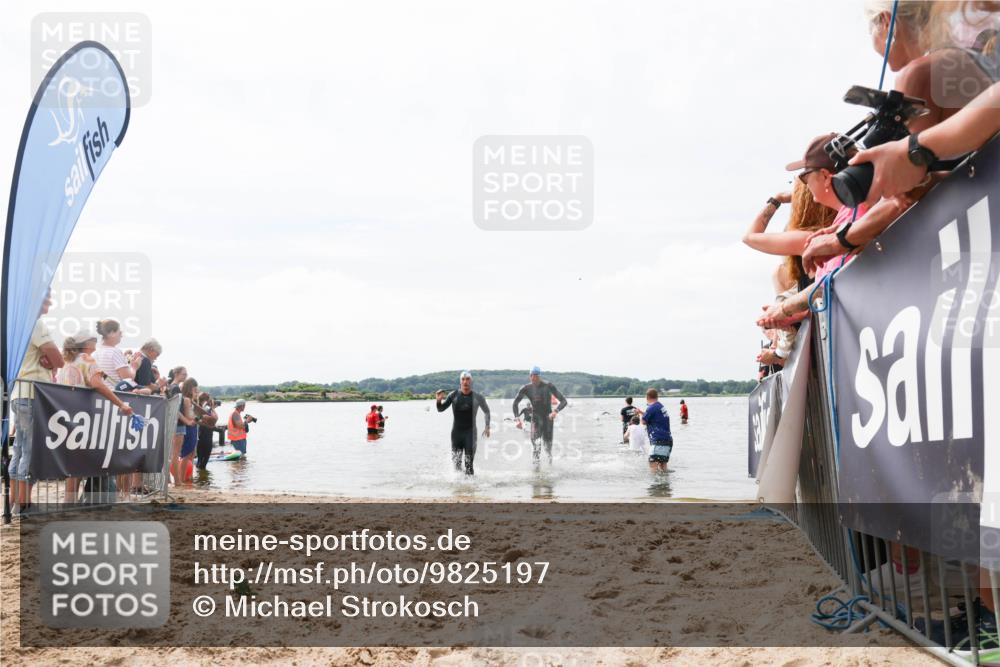 21.06.2026 - Viking Triathlon Michael Strokosch http://msf.ph/oto/9825197 21.06.2026 10:32:47 Schwimmen 447, 500 meine-sportfotos.de