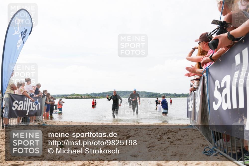 21.06.2026 - Viking Triathlon Michael Strokosch http://msf.ph/oto/9825198 21.06.2026 10:32:47 Schwimmen 447, 500 meine-sportfotos.de