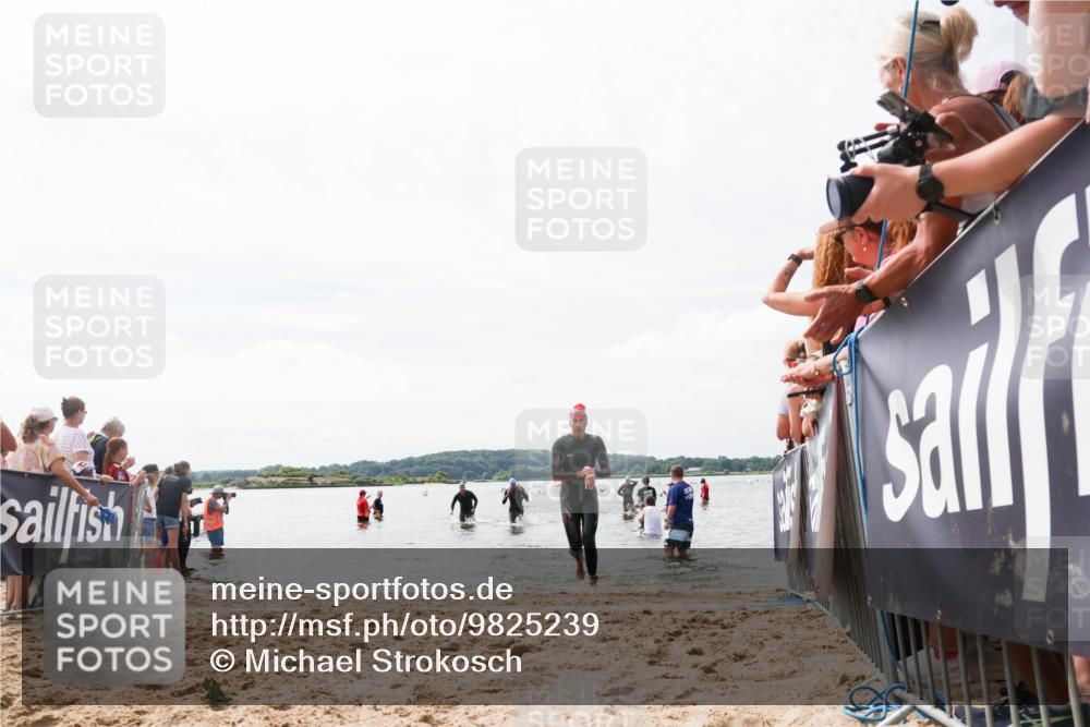 21.06.2026 - Viking Triathlon Michael Strokosch http://msf.ph/oto/9825239 21.06.2026 10:33:01 Schwimmen 114, 126, 269, 644 meine-sportfotos.de