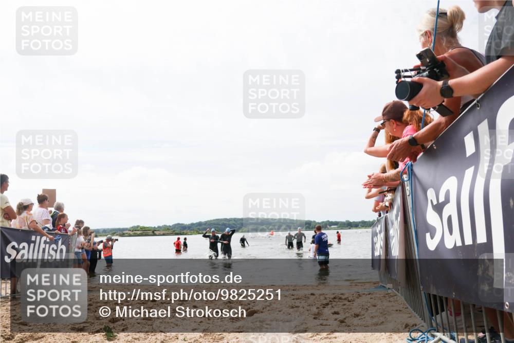 21.06.2026 - Viking Triathlon Michael Strokosch http://msf.ph/oto/9825251 21.06.2026 10:33:05 Schwimmen 114, 269, 383, 644 meine-sportfotos.de