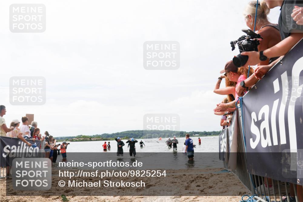 21.06.2026 - Viking Triathlon Michael Strokosch http://msf.ph/oto/9825254 21.06.2026 10:33:06 Schwimmen 114, 269, 383, 644 meine-sportfotos.de