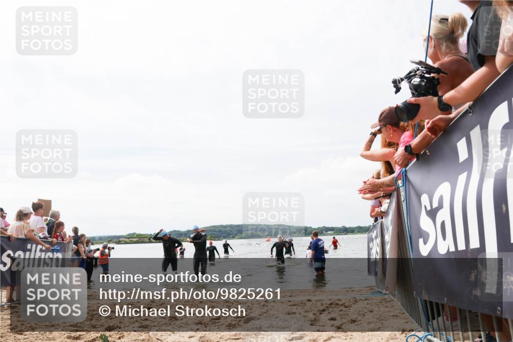 21.06.2026 - Viking Triathlon Michael Strokosch http://msf.ph/oto/9825261 21.06.2026 10:33:08 Schwimmen 114, 269, 383 meine-sportfotos.de