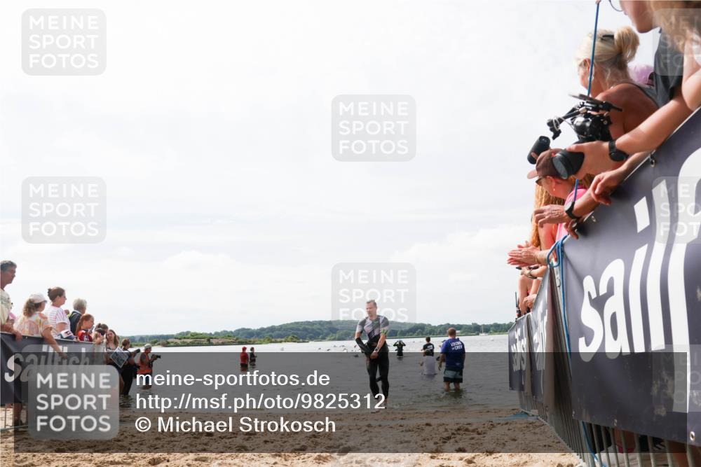 21.06.2026 - Viking Triathlon Michael Strokosch http://msf.ph/oto/9825312 21.06.2026 10:33:25 Schwimmen 109, 238, 579, 625 meine-sportfotos.de