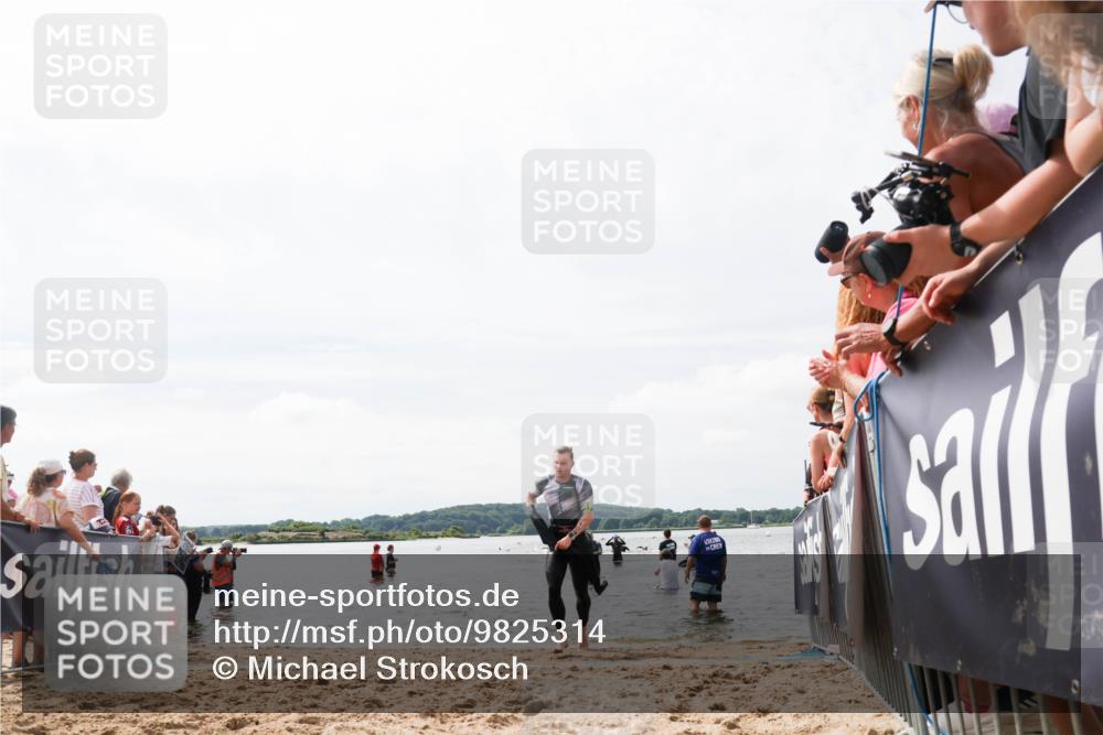 21.06.2026 - Viking Triathlon Michael Strokosch http://msf.ph/oto/9825314 21.06.2026 10:33:26 Schwimmen 109, 238, 579 meine-sportfotos.de