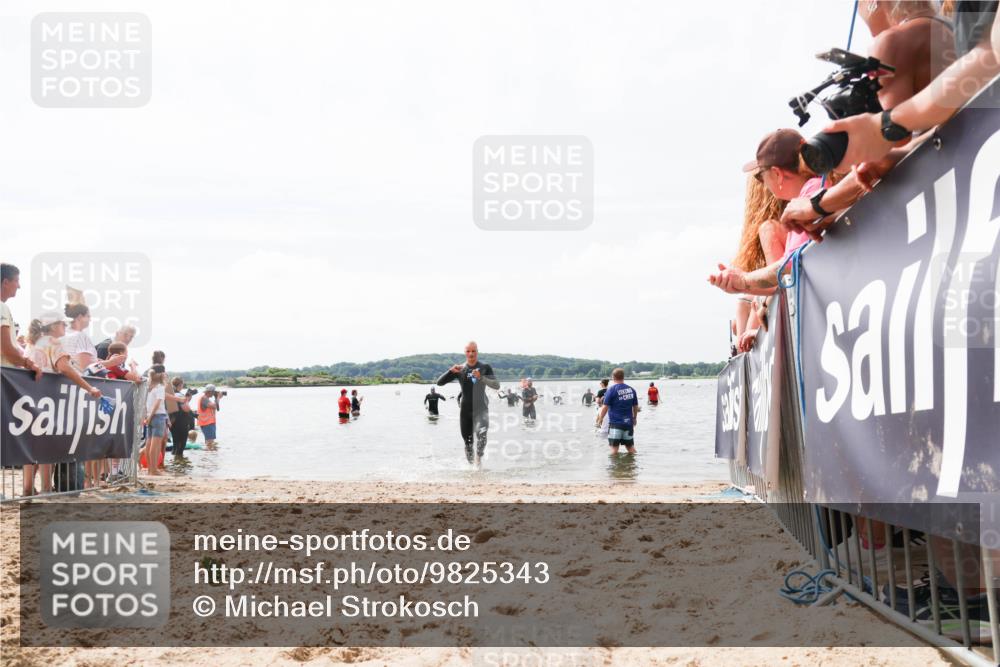 21.06.2026 - Viking Triathlon Michael Strokosch http://msf.ph/oto/9825343 21.06.2026 10:33:35 Schwimmen 446 meine-sportfotos.de