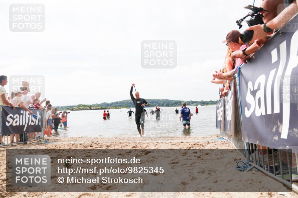 21.06.2026 - Viking Triathlon Michael Strokosch http://msf.ph/oto/9825345 21.06.2026 10:33:36 Schwimmen 446 meine-sportfotos.de