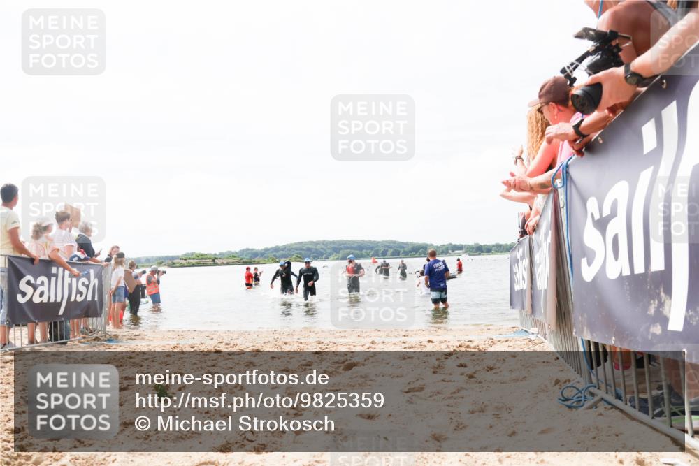 21.06.2026 - Viking Triathlon Michael Strokosch http://msf.ph/oto/9825359 21.06.2026 10:33:41 Schwimmen 62, 180, 392, 446, 537 meine-sportfotos.de
