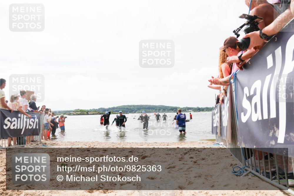 21.06.2026 - Viking Triathlon Michael Strokosch http://msf.ph/oto/9825363 21.06.2026 10:33:42 Schwimmen 62, 180, 392, 446, 537 meine-sportfotos.de
