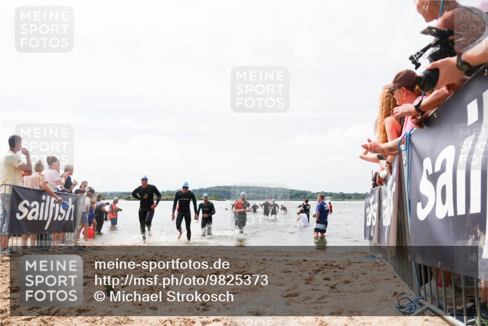 21.06.2026 - Viking Triathlon Michael Strokosch http://msf.ph/oto/9825373 21.06.2026 10:33:45 Schwimmen 62, 180, 392, 537 meine-sportfotos.de