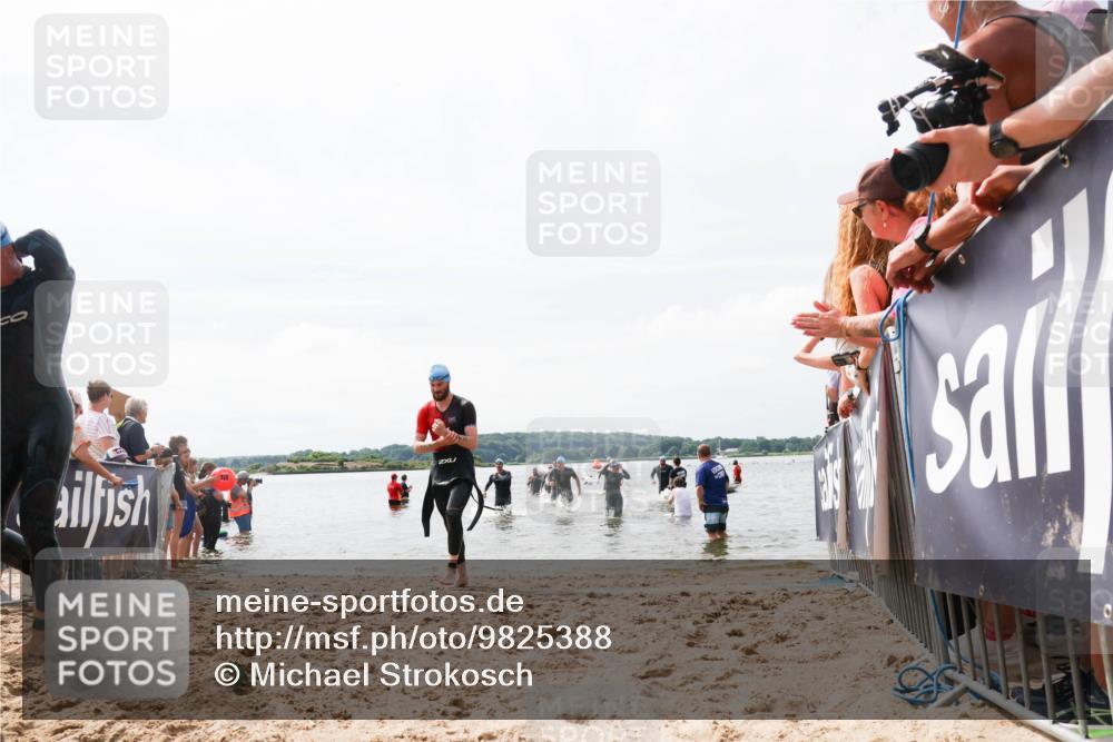 21.06.2026 - Viking Triathlon Michael Strokosch http://msf.ph/oto/9825388 21.06.2026 10:33:50 Schwimmen 28, 62, 180, 249, 392, 410, 524, 537 meine-sportfotos.de