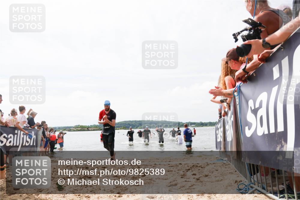 21.06.2026 - Viking Triathlon Michael Strokosch http://msf.ph/oto/9825389 21.06.2026 10:33:51 Schwimmen 28, 62, 180, 249, 392, 410, 524, 537 meine-sportfotos.de