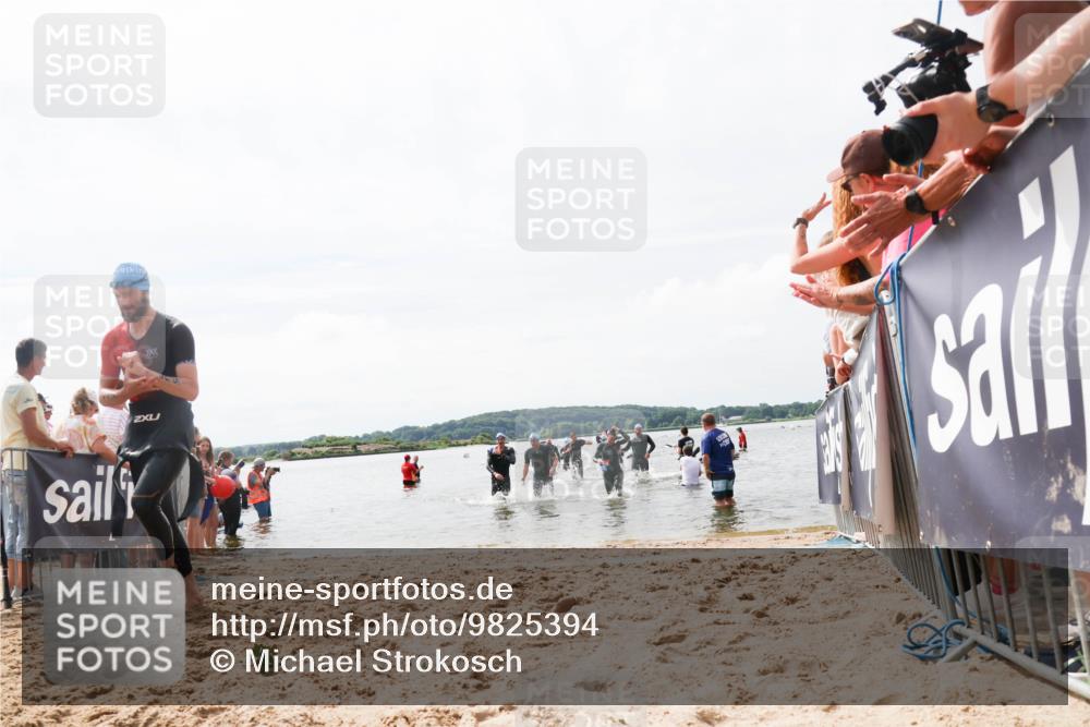 21.06.2026 - Viking Triathlon Michael Strokosch http://msf.ph/oto/9825394 21.06.2026 10:33:52 Schwimmen 28, 62, 180, 249, 265, 392, 410, 524, 537 meine-sportfotos.de