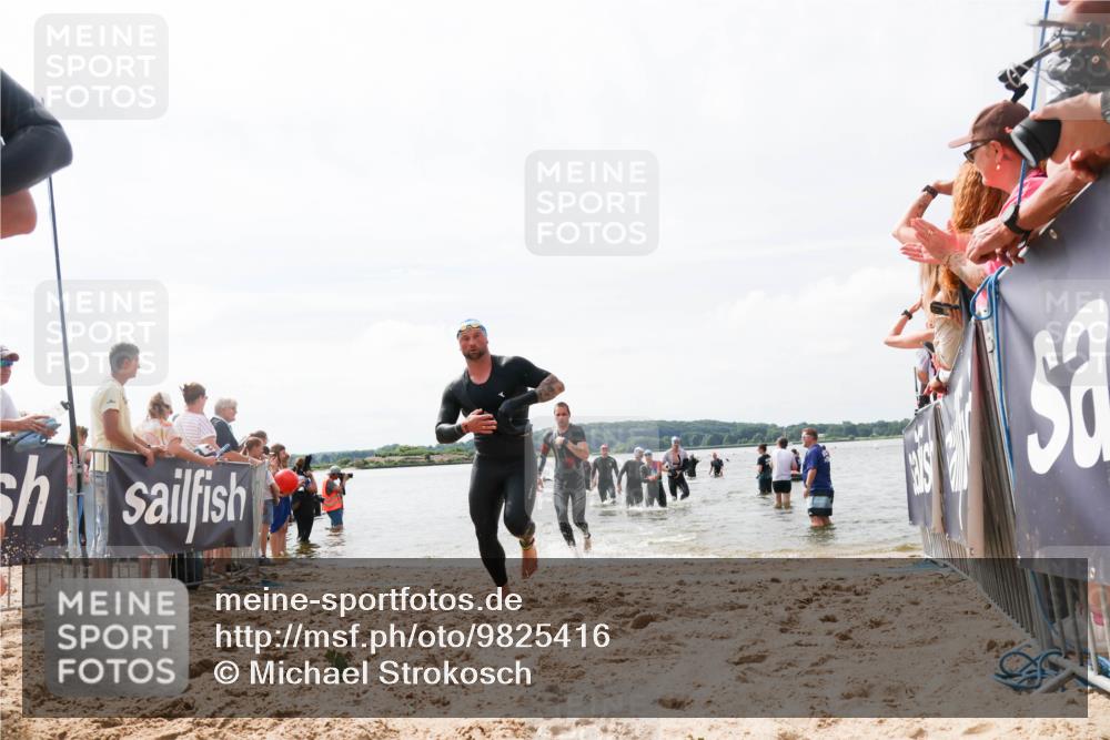 21.06.2026 - Viking Triathlon Michael Strokosch http://msf.ph/oto/9825416 21.06.2026 10:34:00 Schwimmen 28, 102, 249, 265, 343, 410, 524 meine-sportfotos.de