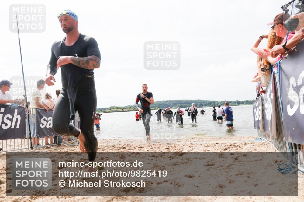 21.06.2026 - Viking Triathlon Michael Strokosch http://msf.ph/oto/9825419 21.06.2026 10:34:01 Schwimmen 28, 102, 154, 249, 265, 343, 410, 524, 660 meine-sportfotos.de