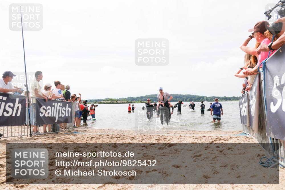 21.06.2026 - Viking Triathlon Michael Strokosch http://msf.ph/oto/9825432 21.06.2026 10:34:05 Schwimmen 102, 154, 265, 343, 432, 524, 660, 664 meine-sportfotos.de