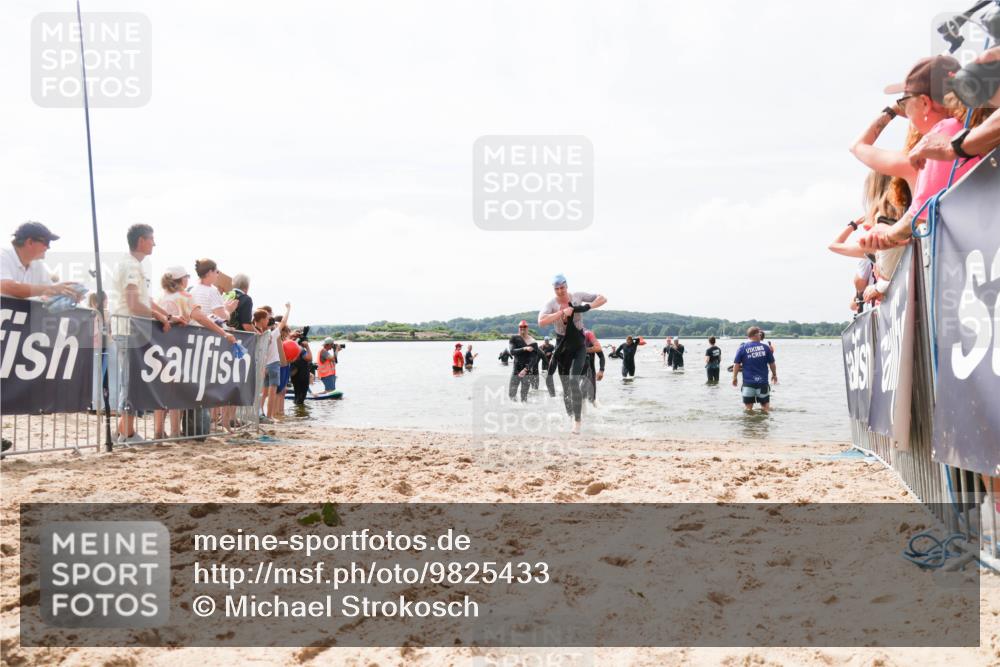 21.06.2026 - Viking Triathlon Michael Strokosch http://msf.ph/oto/9825433 21.06.2026 10:34:05 Schwimmen 102, 154, 265, 343, 432, 524, 660, 664 meine-sportfotos.de