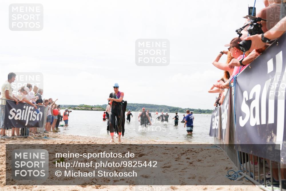 21.06.2026 - Viking Triathlon Michael Strokosch http://msf.ph/oto/9825442 21.06.2026 10:34:08 Schwimmen 102, 154, 221, 343, 432, 660, 664 meine-sportfotos.de