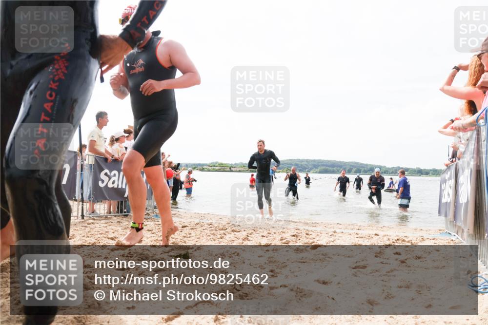 21.06.2026 - Viking Triathlon Michael Strokosch http://msf.ph/oto/9825462 21.06.2026 10:34:15 Schwimmen 47, 154, 221, 432, 462, 627, 660, 664 meine-sportfotos.de