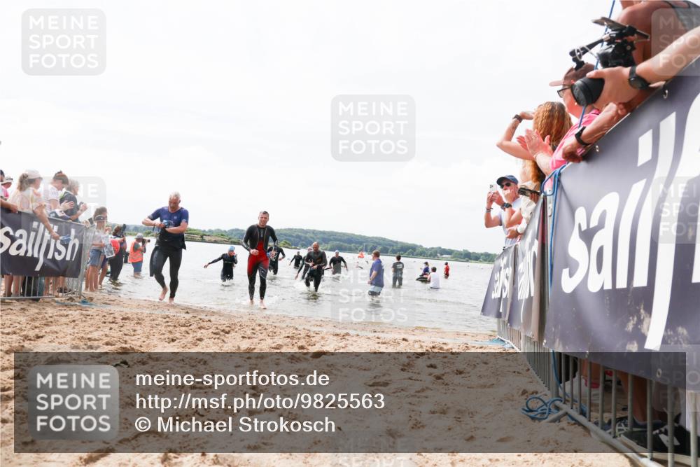 21.06.2026 - Viking Triathlon Michael Strokosch http://msf.ph/oto/9825563 21.06.2026 10:34:49 Schwimmen 51, 82, 118, 255, 386, 391, 440 meine-sportfotos.de