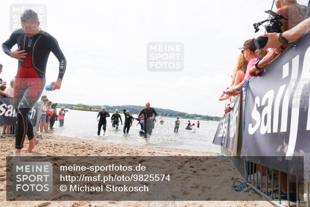 21.06.2026 - Viking Triathlon Michael Strokosch http://msf.ph/oto/9825574 21.06.2026 10:34:52 Schwimmen 26, 51, 82, 118, 161, 199, 255, 386, 440, 536 meine-sportfotos.de