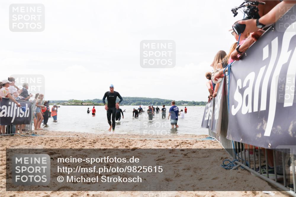 21.06.2026 - Viking Triathlon Michael Strokosch http://msf.ph/oto/9825615 21.06.2026 10:35:06 Schwimmen 18, 26, 199, 267, 372, 621 meine-sportfotos.de