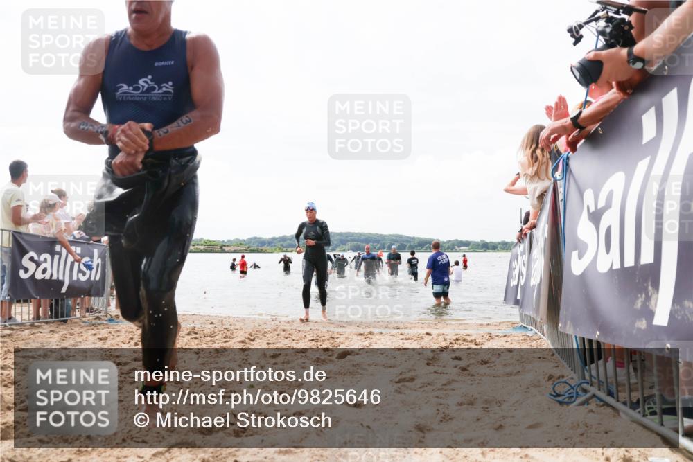 21.06.2026 - Viking Triathlon Michael Strokosch http://msf.ph/oto/9825646 21.06.2026 10:35:16 Schwimmen 18, 73, 100, 372, 568, 621, 623 meine-sportfotos.de